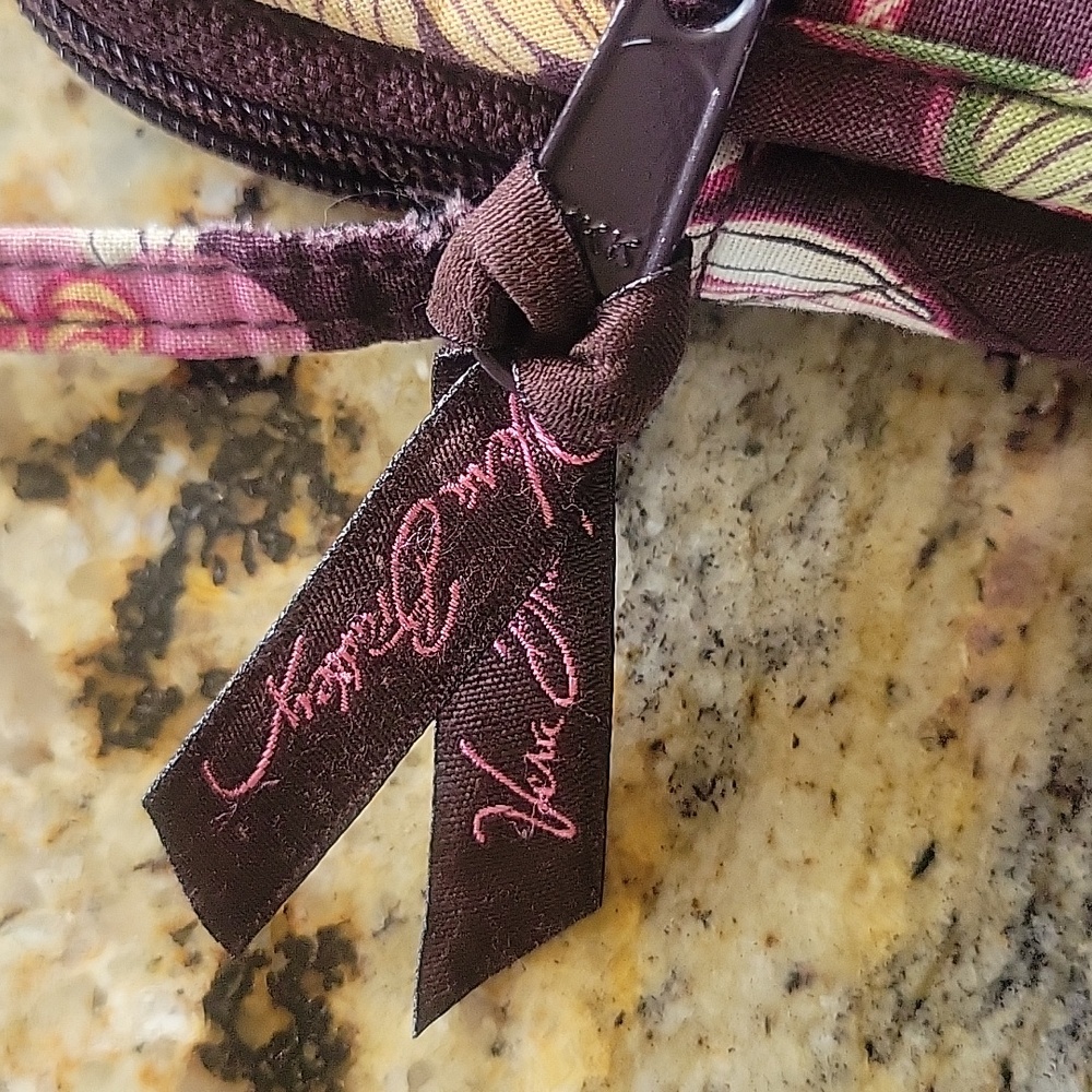 Vera Bradley small crossbody 🛍️ bag - Picture 15 of 16